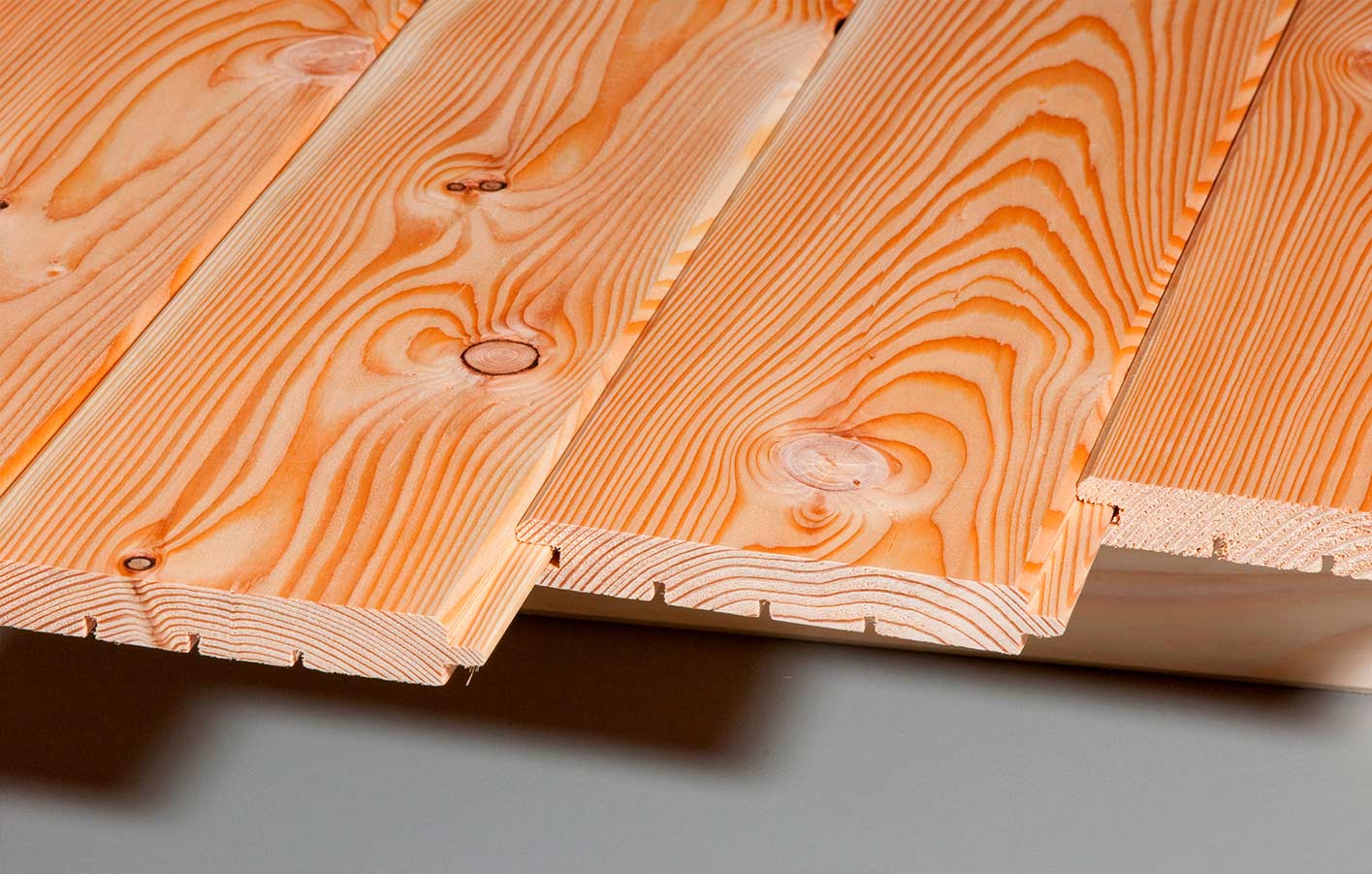 Faseprofil - Profilhölzer & Verarbeitung für Holzfassaden in Biberach
